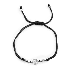 Pulsera Ajustable de Hilo con Dije de San Benito y Bolitas Lisas Plata .925