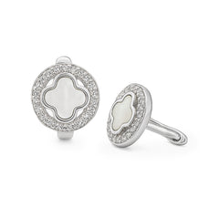 Huggies Flor Inspirado Van C Madre Perla con Micro Circonias en Circulo Plata .925 con Rodio