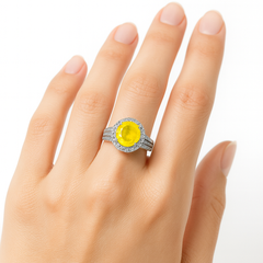 Anillo Circonia Turmalina Redonda con Micro Circonias Plata .925 con Rodio