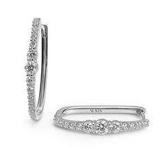 18 Arracada Rectangulo con Circonias con Broche Tipo Huggie de 2.6cm Plata .925 con Rodio