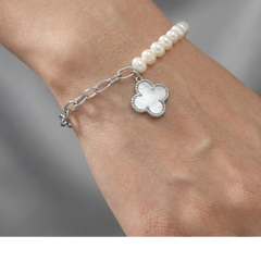 Pulsera Flor Inspirada Van C con Piedras Naturales Plata .925 con Rodio