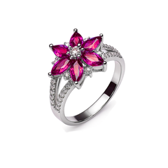 Anillo Flor con Circonias y Micro Circonias Plata .925 con Baño de Rodio