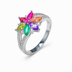 Anillo Flor con Circonias y Micro Circonias Plata .925 con Baño de Rodio
