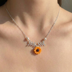 Collar Perla Natural con Girasol y Cadena Eslabones Plata .925