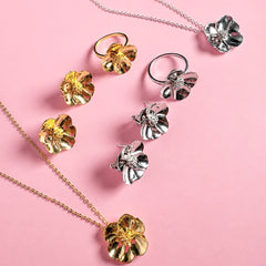 Arete Flor Sakura Grande Colección Florecer Plata .925 con Rodio