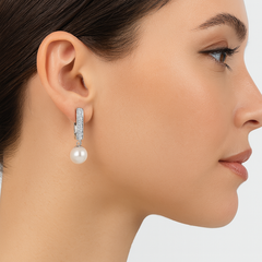 Arracada con Micro Circonias y Perla Natural Plata .925 con Rodio