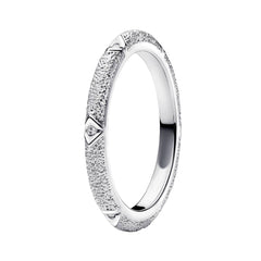 Anillo Inspirado Pan Estilo Oxidado con Micro Circonias Plata .925