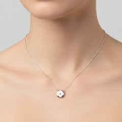 Collar Flor Inspirado Van C Madre Perla Plata .925 con Rodio