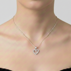 Dije Silueta de Corazón con Circonias Plata .925