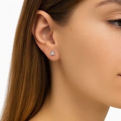 Broquel Circonia Triangulo Montadura Diamante Plata .925 con Rodio