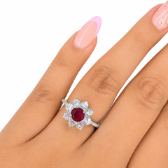 Anillo Flor Con Circonias Rosa Plata .925 Con Baño De Rodio