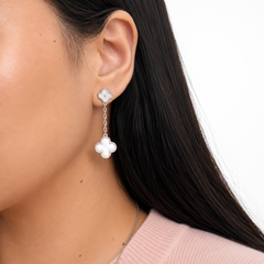 Arete Flor Largo Inspirado Van C con Micro Circonias y Madre Perla, Plata .925 con Baño de Rodio
