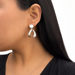 Arete Mediano Gota Torcida Lisa Plata .925