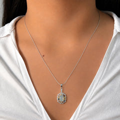 Dije Piedras Preciosas Flor Ópalo de Etiopía con Citrino, Zafiro y Circonias Blancas, Plata .925 con Baño de Rodio