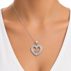 Dije de Corazon con Circonias y Nudo de Bruja de 2.5cm Plata .925