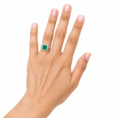 Anillo Turmalina cuadrangular con Circonias, Plata .925 con Baño de Rodio