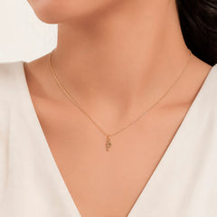 Dije Letra P con Micro Circonias Oro 10K