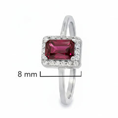 Anillo Piedras Preciosas Esmeralda Rectangular con Circonias, Plata .925 con Baño de Rodio