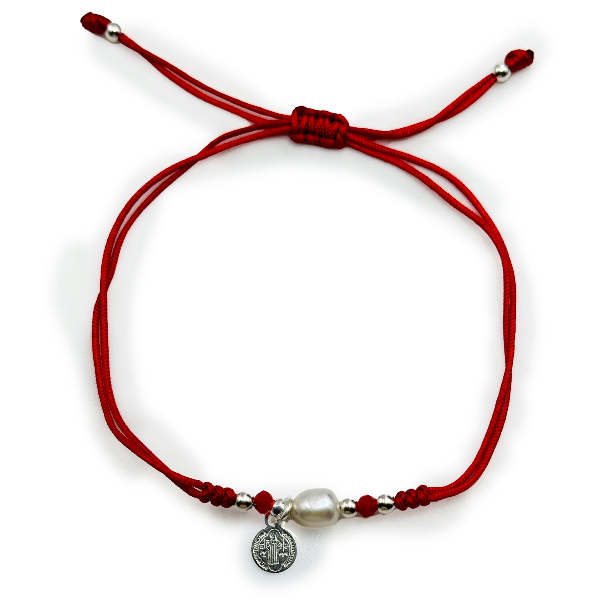 Pulsera Ajustable de Hilo con Perla Natural y Dije de San Benito Plata .925