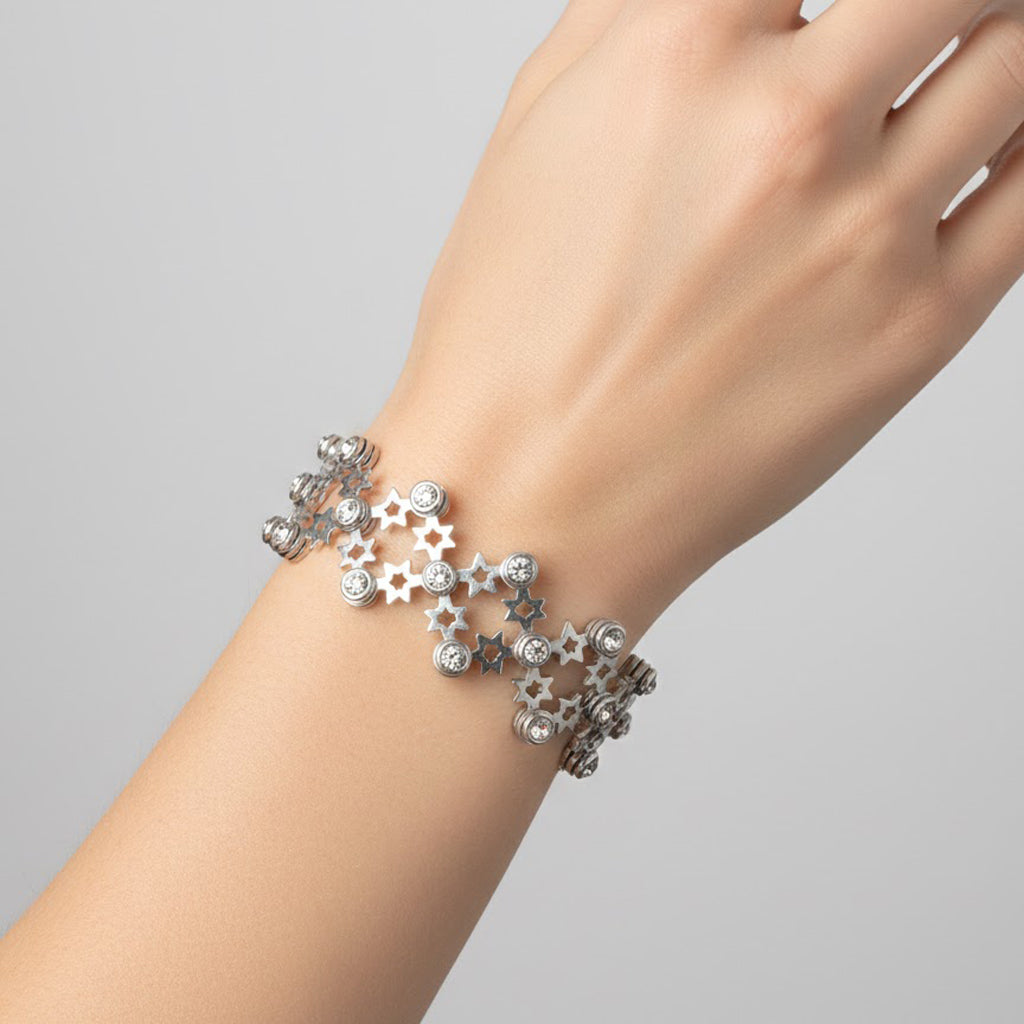 Brazalete Dos Usos Pulsera o Anillo con Siluetas de Estrellas y Circonias Plata .925 con Baño de Rodio