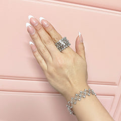 Brazalete Doble Uso Pulsera o Anillo con Siluetas de Corazones y CIrconias Plata .925 con Rodio