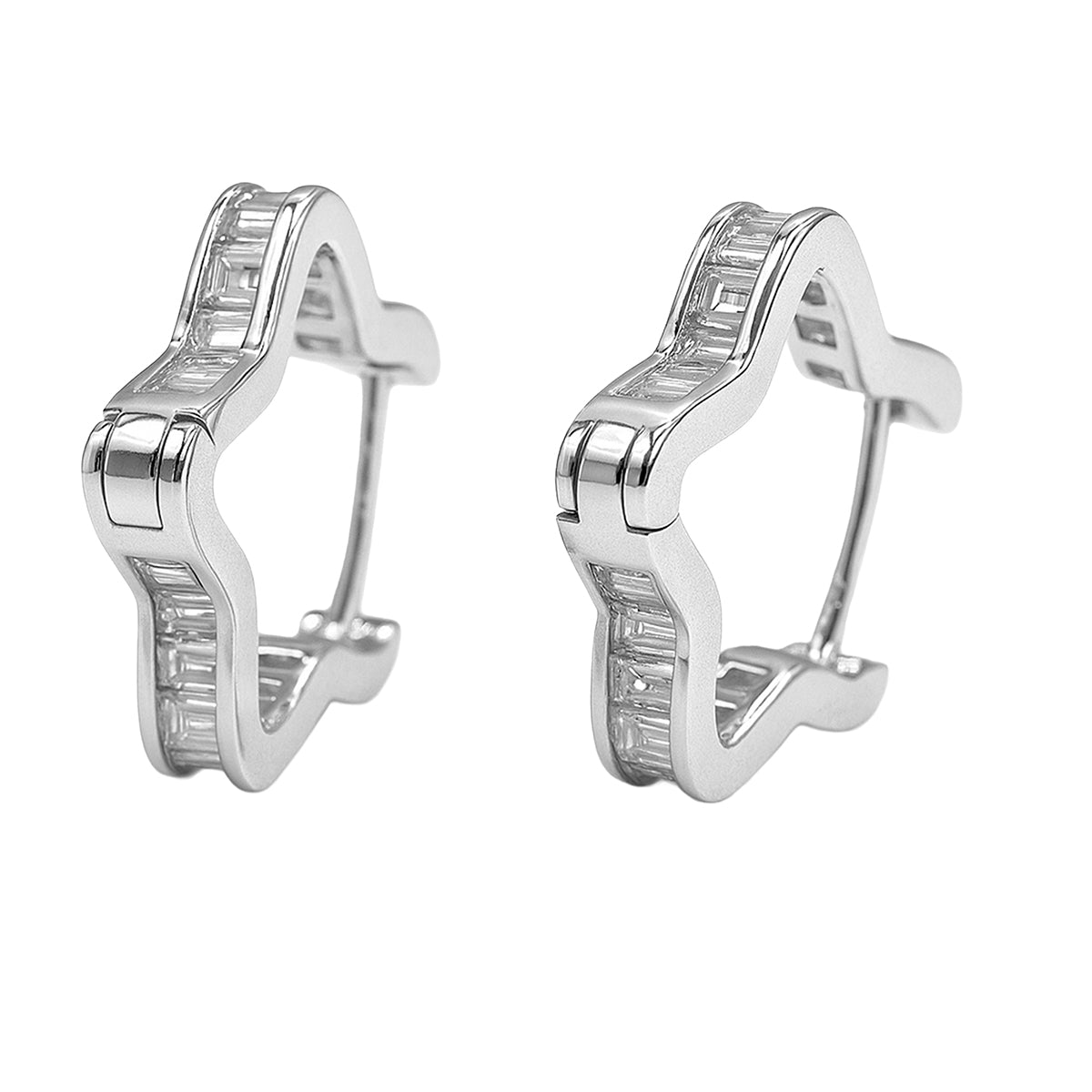 Huggies Estrella con Canalito de Circonias Plata .925 con Baño de Rodio
