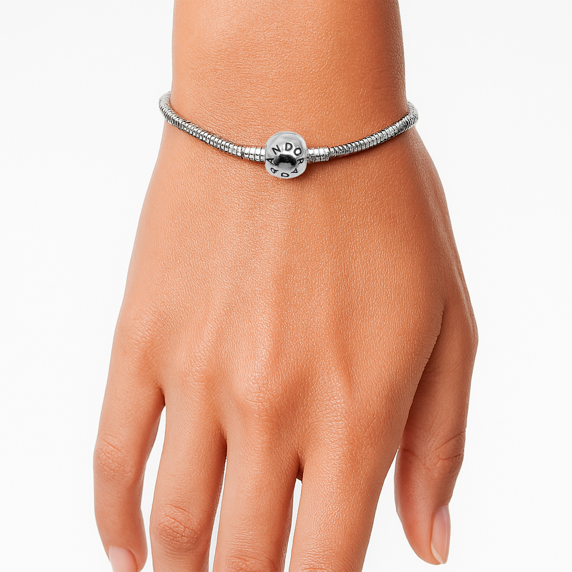 Pulsera Inspirada Pan con Broche Esfera Grabado Plata .925