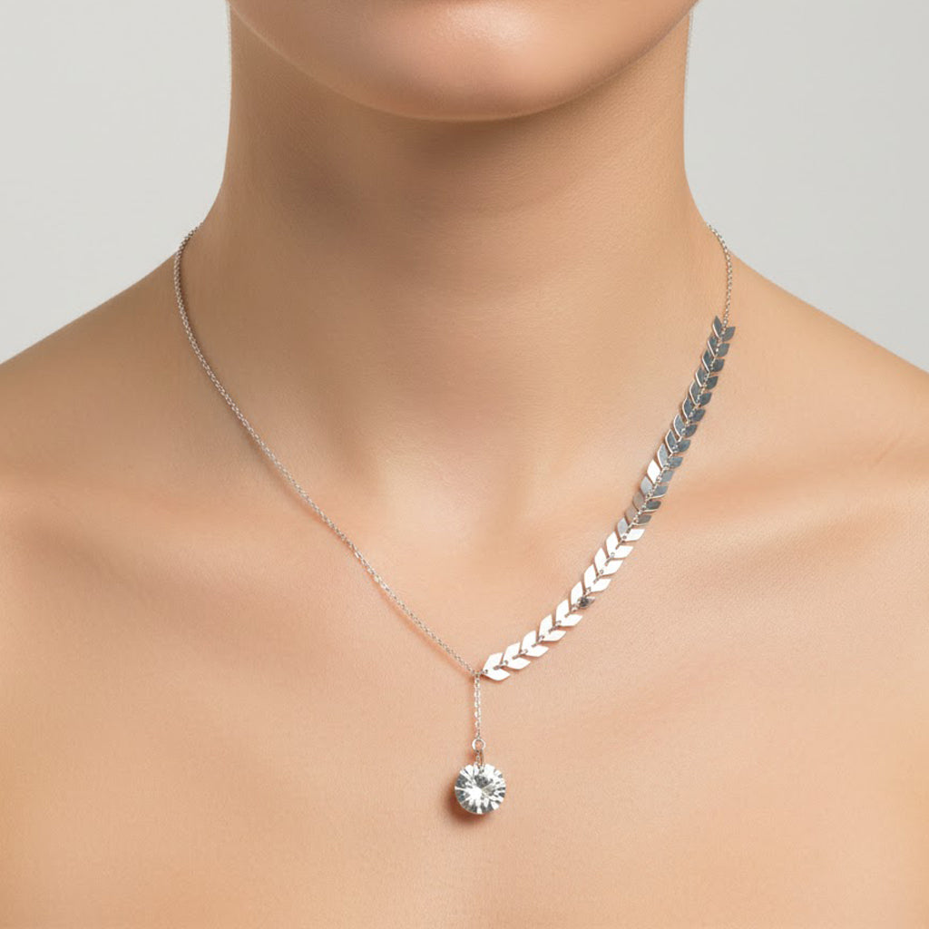 Collar Corbatero con Swarovski y Diseño de Flecha Lisa Plata .925