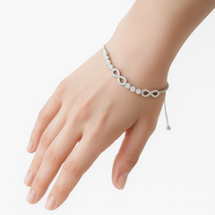 Pulsera Ajustable Infinito con Circonias y Micro Circonias Plata .925 con Rodio