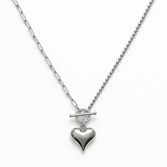 Collar Corazon Bombeado con Cadena Bolitas, Paper Clip y Broche T Plata .925