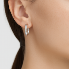 14 Arracada de Tubo Diamantada de 1.5cm Plata .925