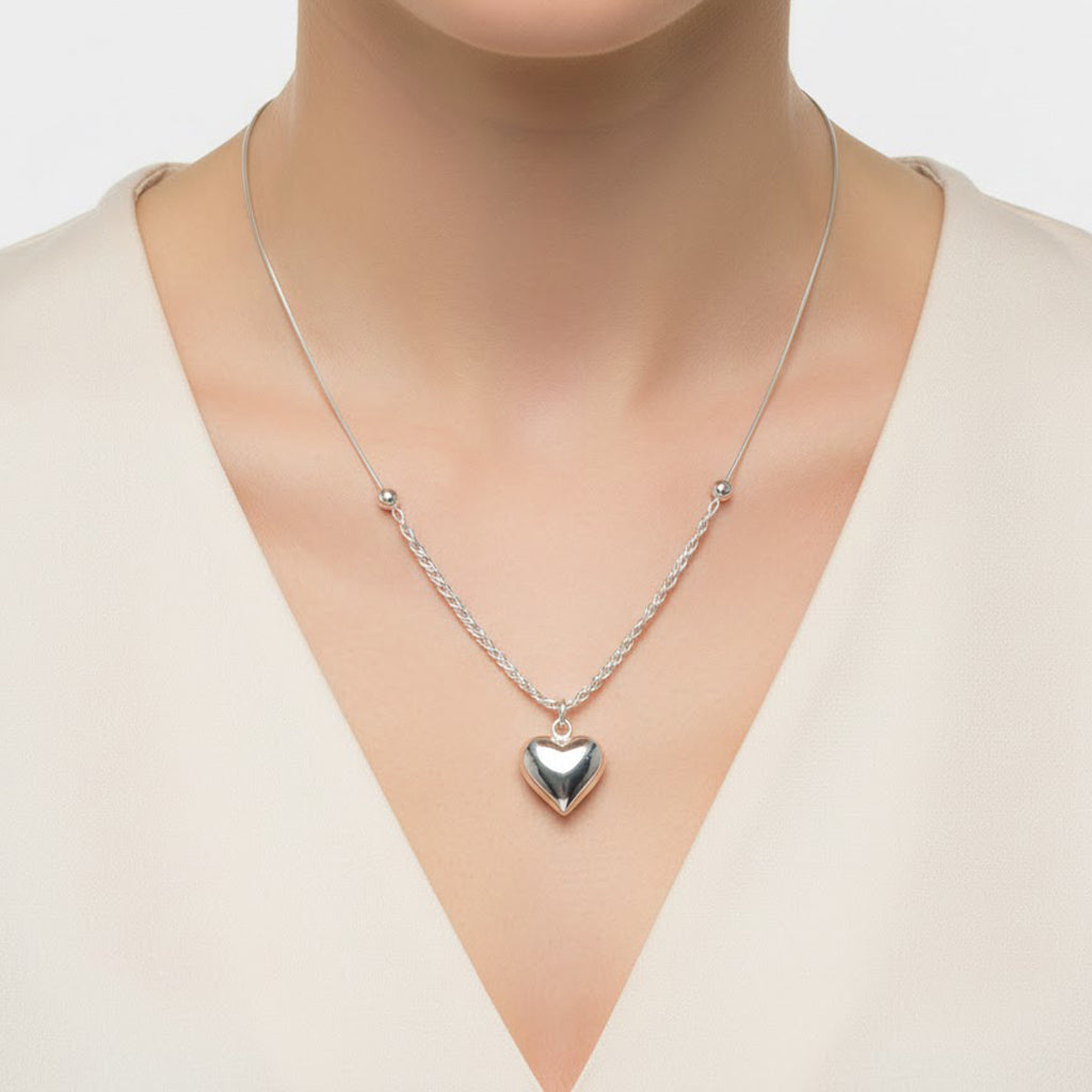 Collar Corazon Bombeado con Cadena Torzal y Cola de Rata Plata .925