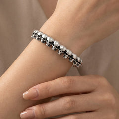 Brazalete Craneos .8mm Oxidados Plata .925