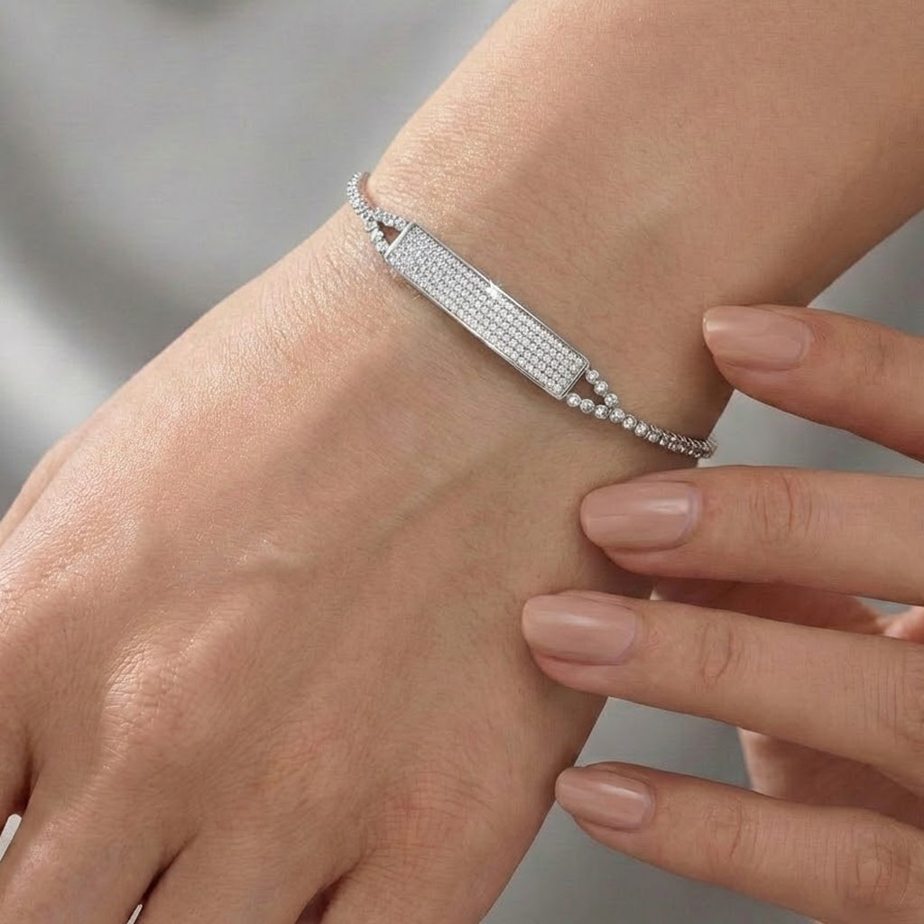 Pulsera con Placa de Micro Circonias Ajustable Plata .925 con Baño de Rodio