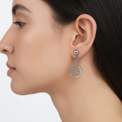 Arete Mediano Nudo Triqueta Plata .925