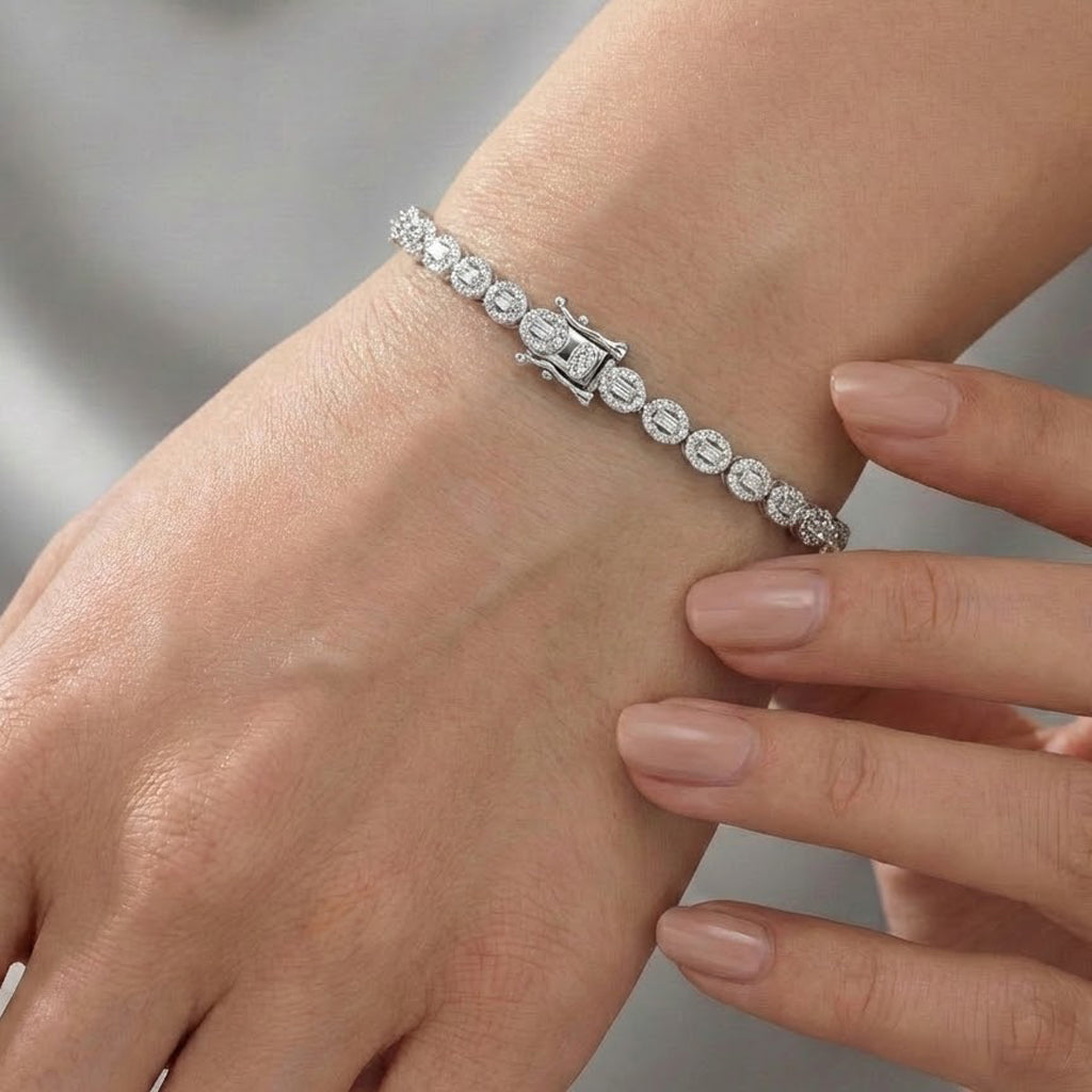 Pulsera Circonias Baguette con Micro Circonias Plata .925 con Baño de Rodio