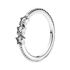 Anillo Inspirado Pan 1.1 3 Estrellas con Circonias Banda de Bolitas Plata .925