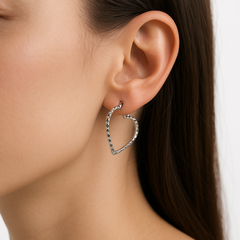 25Arracada de Tubo Corazon Diamantada 4.5 cm Plata .925