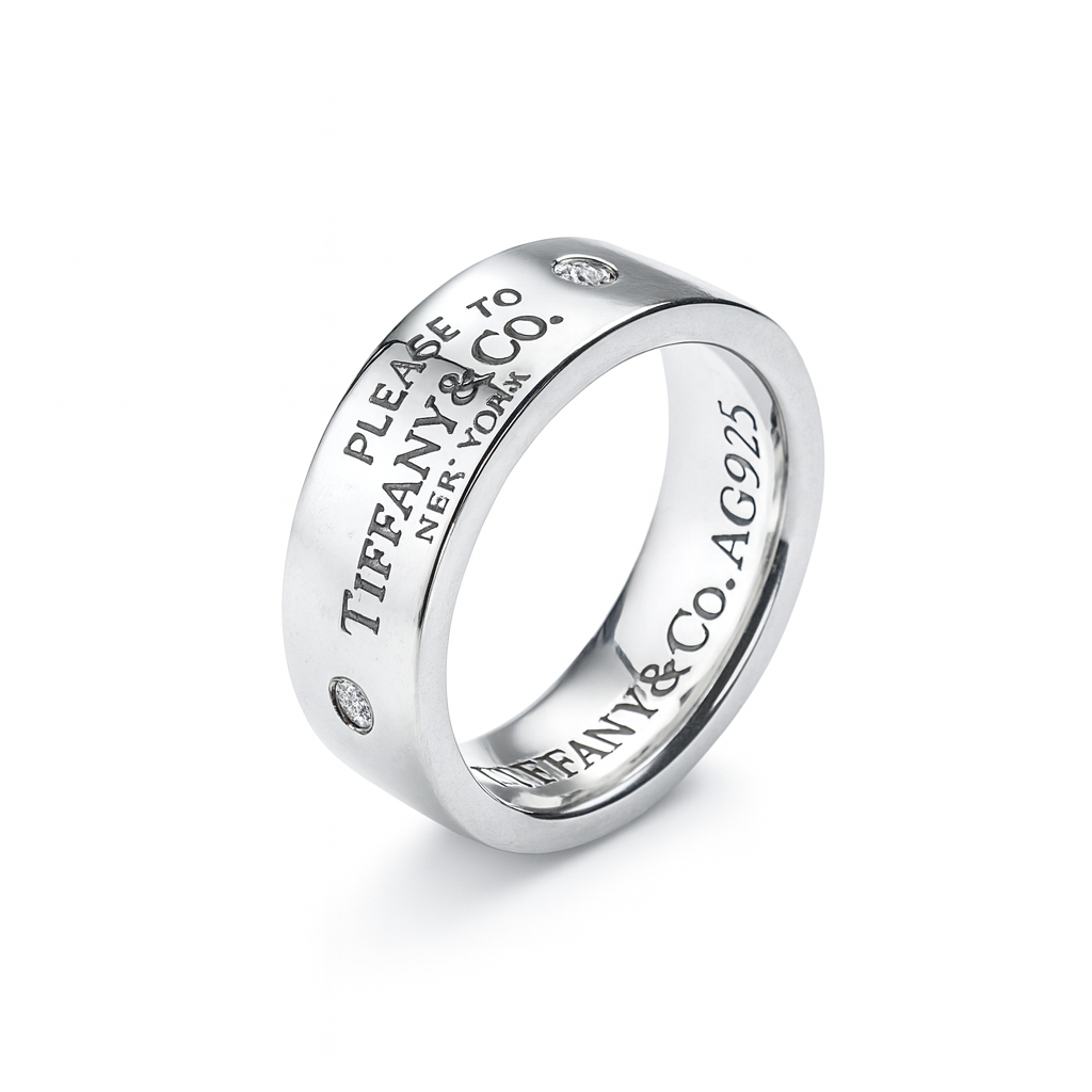 Anillo Inspirado Tiff Grabado con Circonias Plata .925 con Rodio