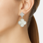 Arete Flor Mediano Inspirado Van C Diamantado con Piedras Naturales Plata .925 con Baño de Rodio