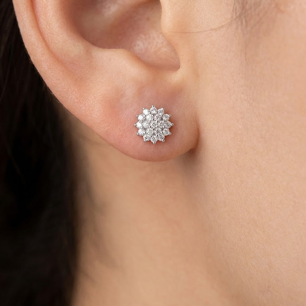 Arete Broquel Micro Circonias Estilo Flor Plata .925