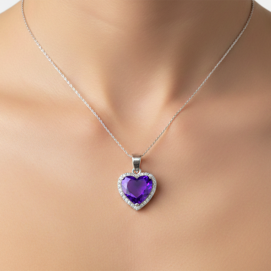 Dije Corazón con Micro Circonias de 1.9cm Plata .925