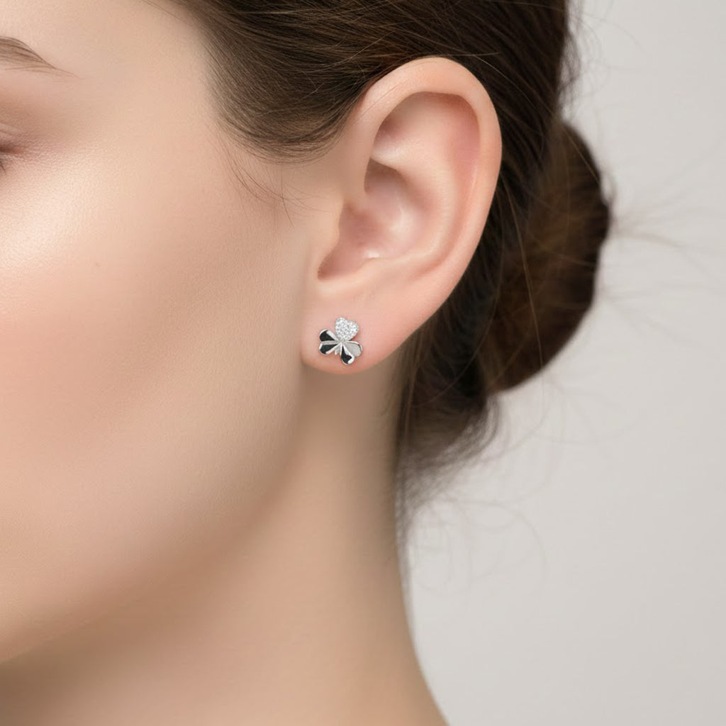 Arete Broquel Trébol de 3 Hojas Plata .925