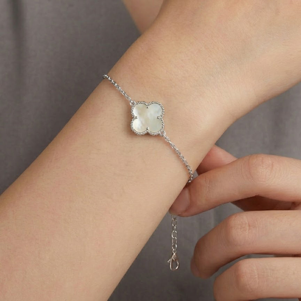Pulsera 1 Flor Inspirada Van C con Piedras Naturales Plata .925 con Baño de Rodio