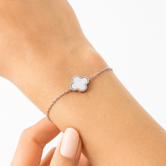 Pulsera Flor Inspirada Van C con Piedras Naturales Plata .925 con Rodio