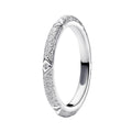Anillo Inspirado Pan 1.1 Banda Estilo Oxidado con Micro Circonias Plata .925