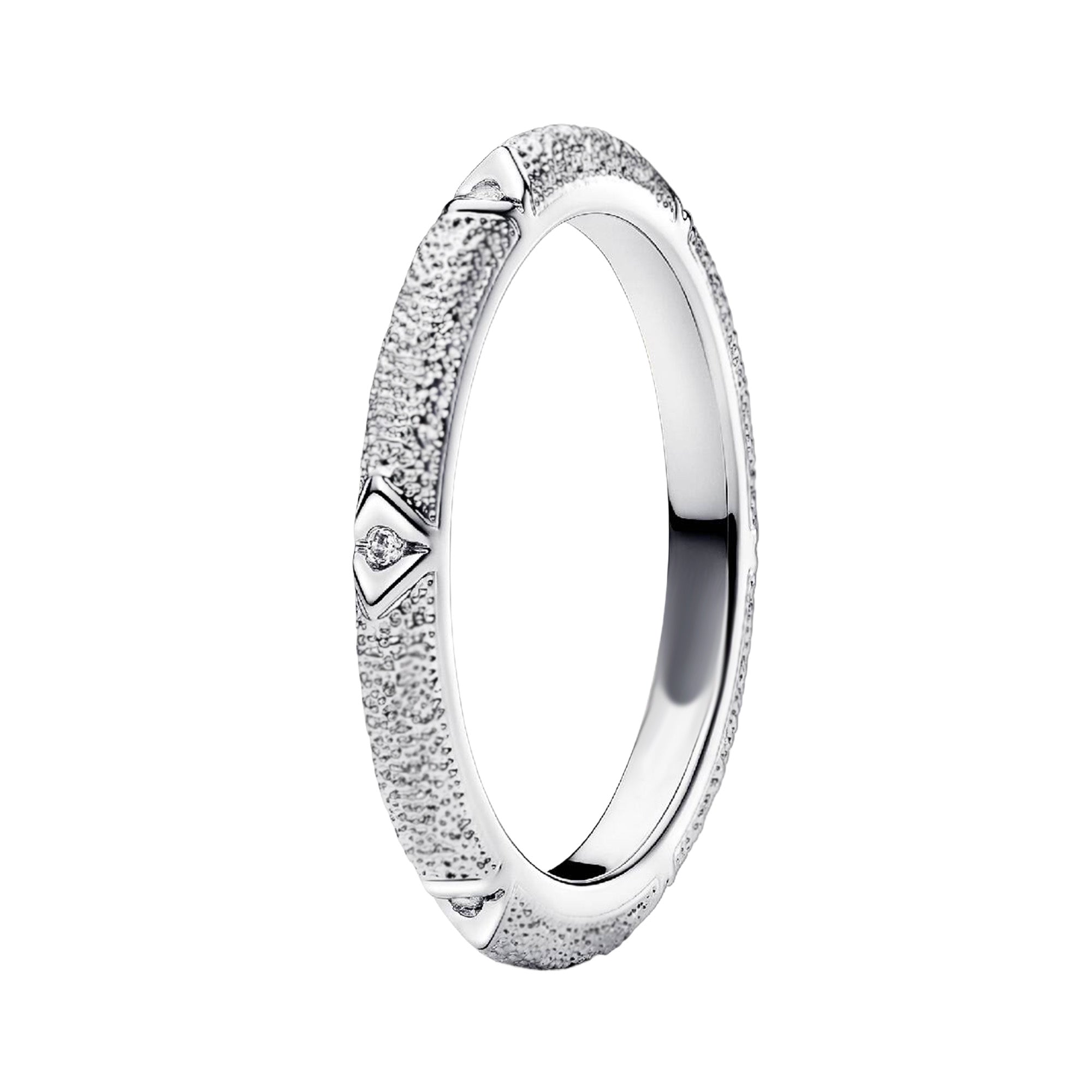 Anillo Inspirado Pan 1.1 Banda Estilo Oxidado con Micro Circonias Plata .925