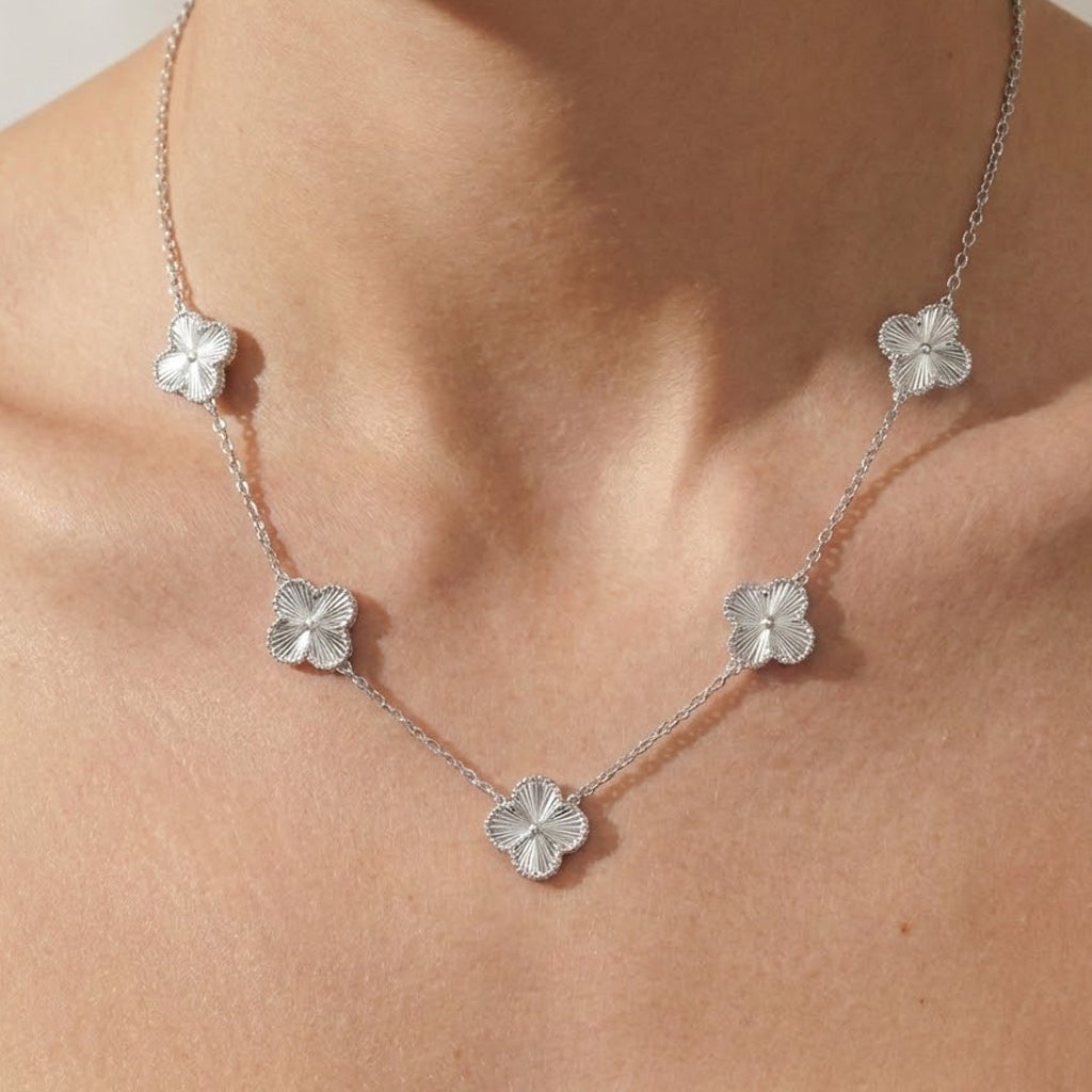 Collar 5 Flores Inspirado Van C Diamantado Plata .925 con Rodio