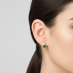 Huggies Circonia Verde con Micro Circonias Plata .925 con Baño de Oro