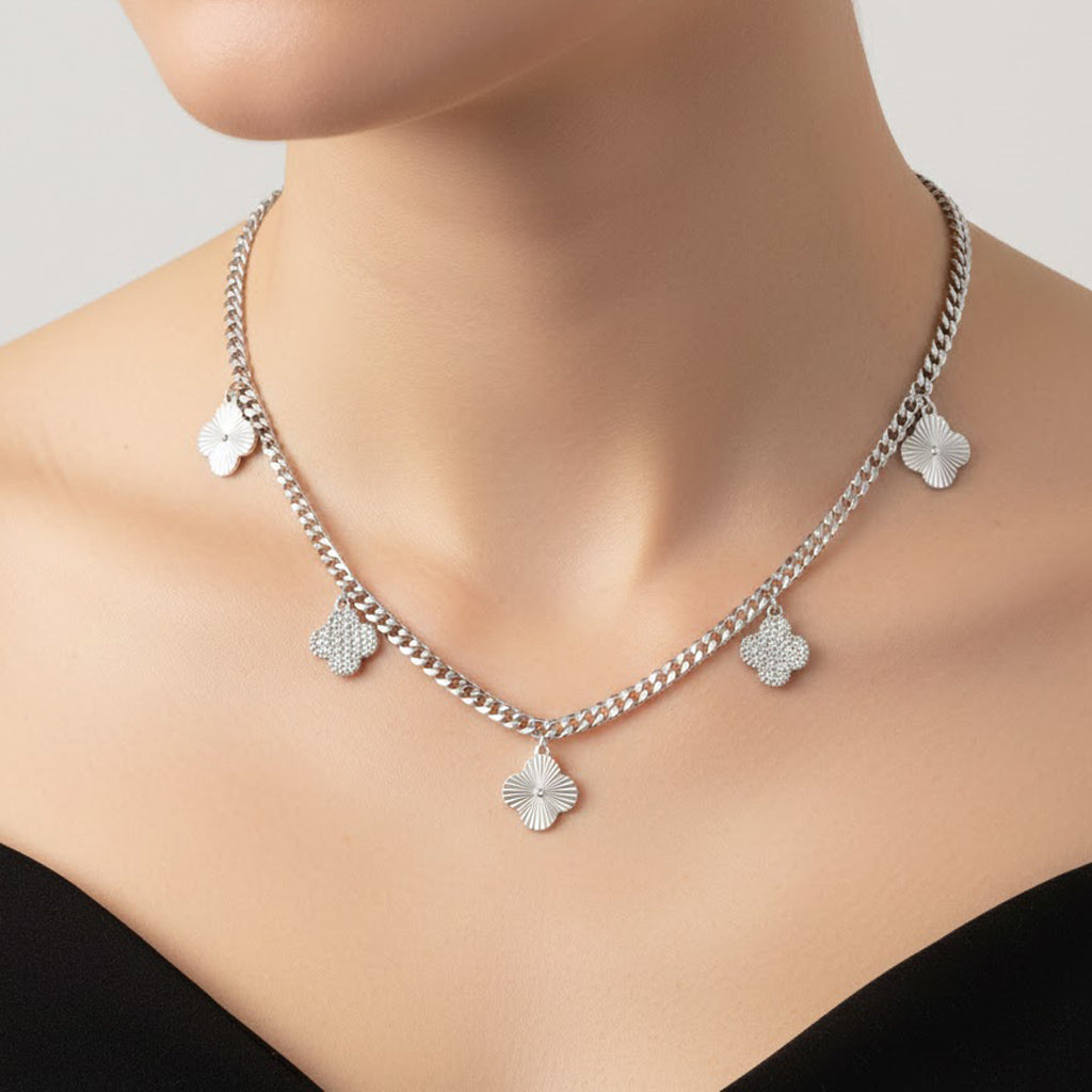 Collar Flor Inspirado Van C Diamantado con Cadena Cubana Plata .925 con Rodio